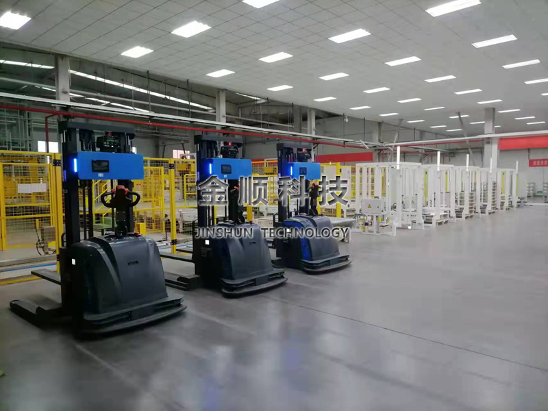 移動(dòng)機(jī)器人 AGV現(xiàn)場案例